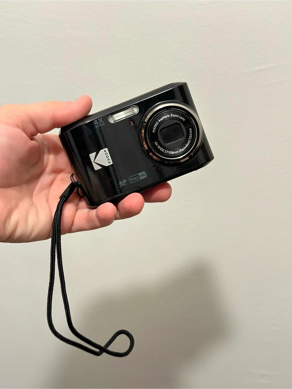 Kodak Digital Camera Black - Picture 1 of 3